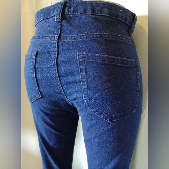 A Forever 21 Dark Indigo High Waist Skinny Fit Jeans - Picture 6 of 7